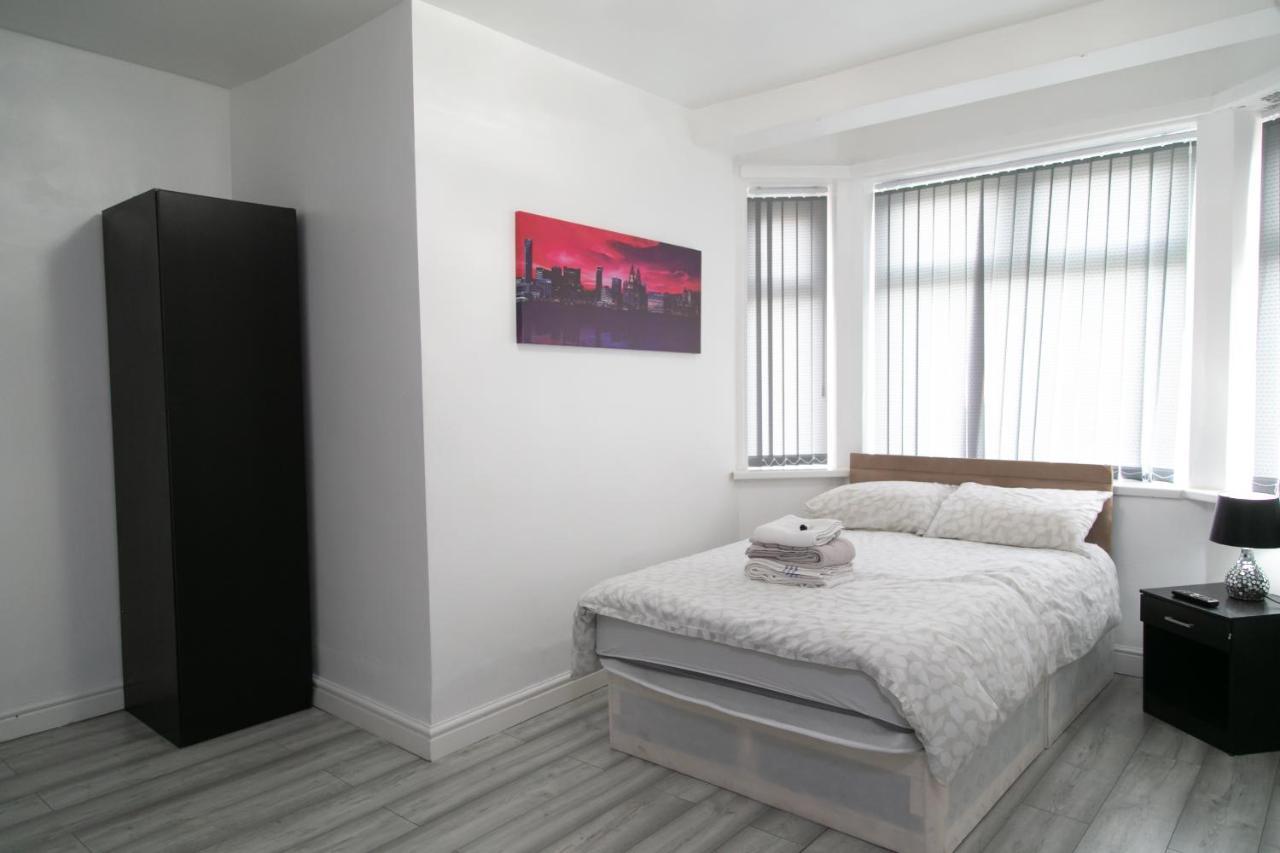 Hills View Apartments Manchester Eksteriør billede